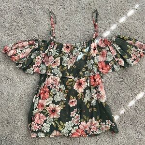 Billabong off shoulder top